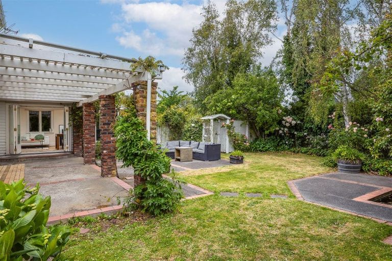 Photo of property in 6 Rochdale Street, Fendalton, Christchurch, 8014