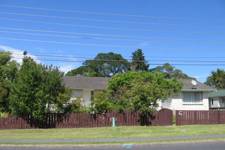Photo of property in 1/56 Glenvar Road, Torbay, Auckland, 0630
