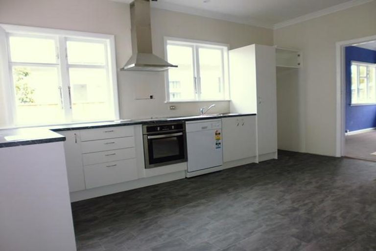 Photo of property in 8 Burnside Street, Waterloo, Lower Hutt, 5011