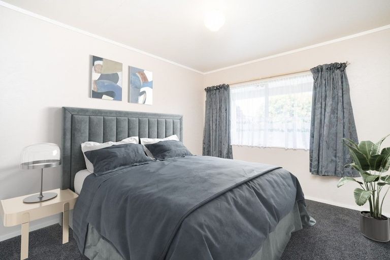 Photo of property in 25a Rosedale Crescent, Cloverlea, Palmerston North, 4412