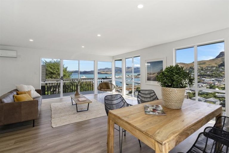 Photo of property in 4 Stevensons Steep, Lyttelton, 8082