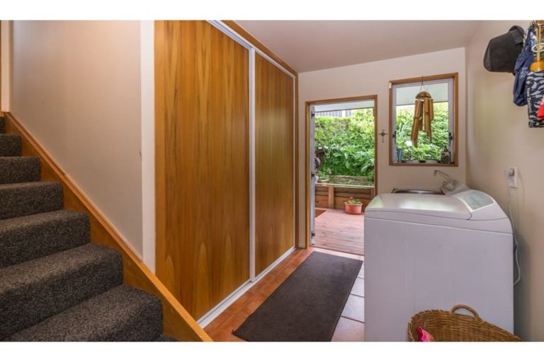 Photo of property in 107 Mount Pleasant Road, Mount Pleasant, Christchurch, 8081