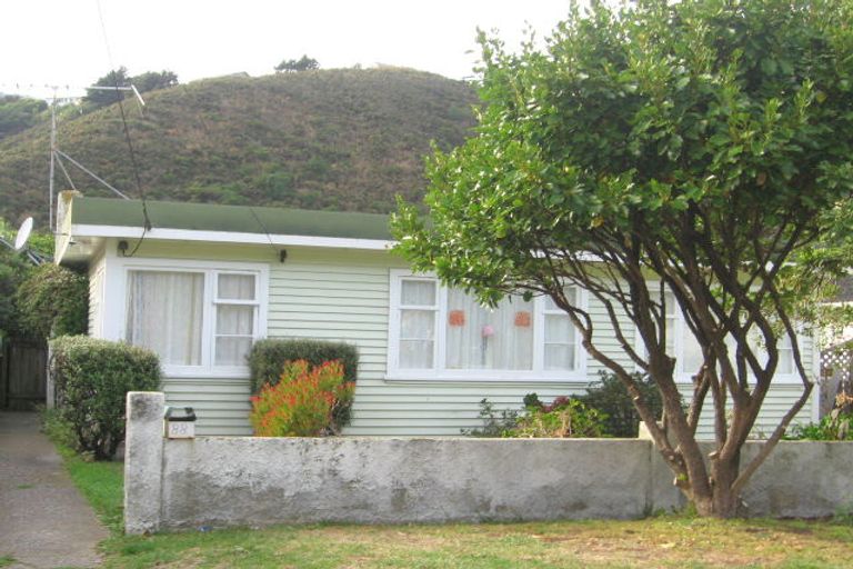 Photo of property in 88 Happy Valley Road, Owhiro Bay, Wellington, 6023