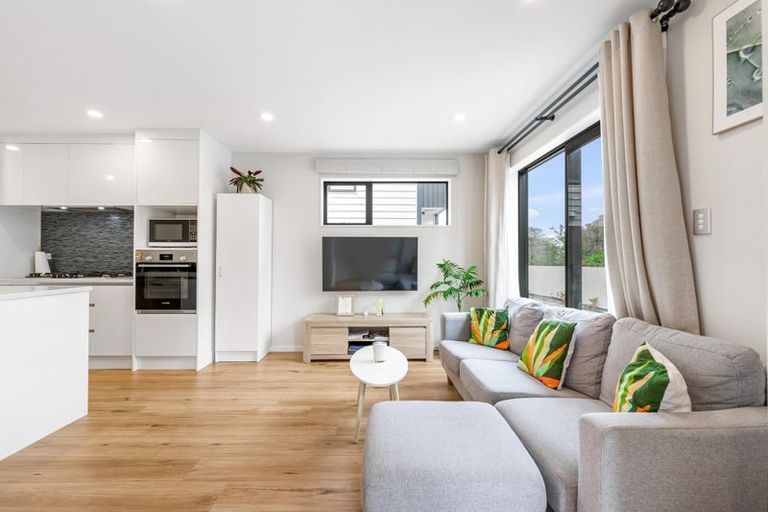 Photo of property in 59d Redwood Drive, Massey, Auckland, 0614