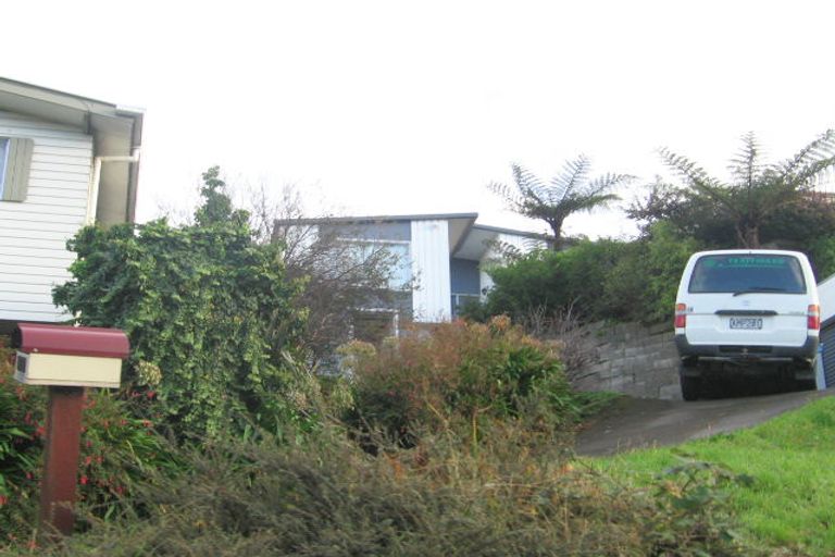 Photo of property in 379 Main Road, Tawa, Wellington, 5028