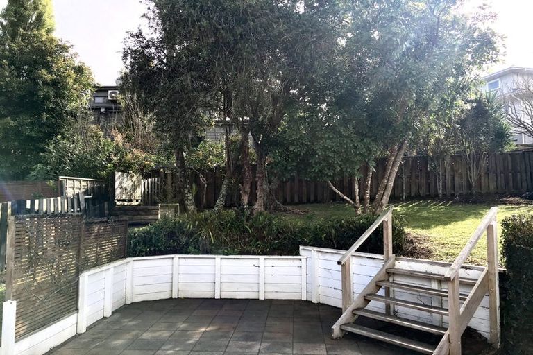 Photo of property in 13 Freya Place, Torbay, Auckland, 0630