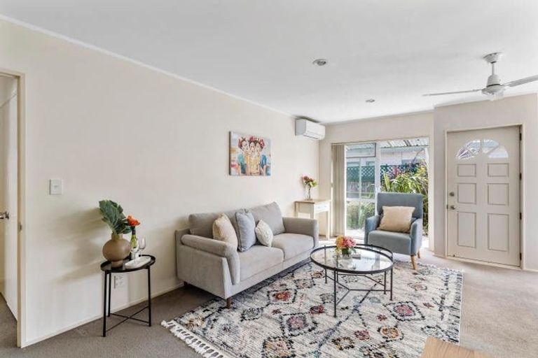 Photo of property in 3/478 Hibiscus Coast Highway, Orewa, 0931