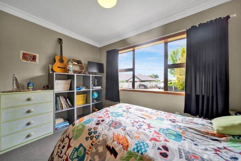 Photo of property in 24 Kahikatea Street, Inglewood, 4330