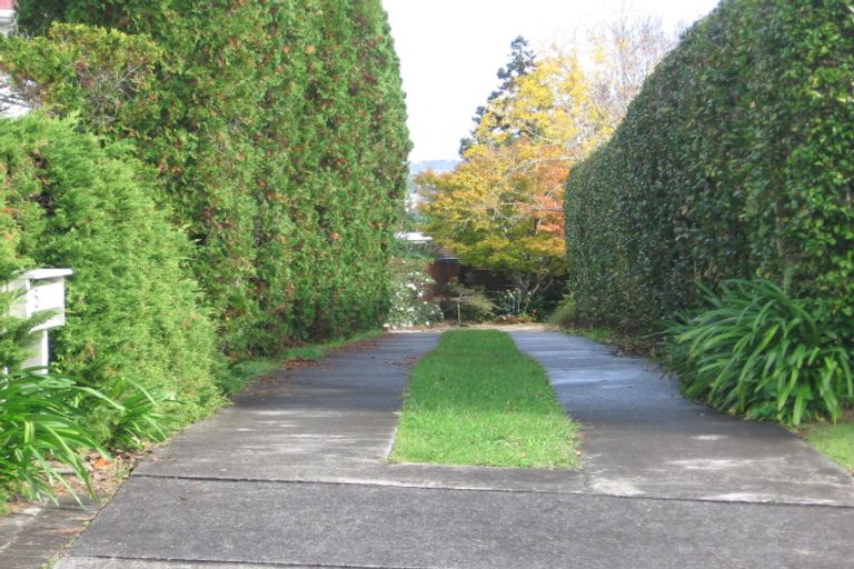 Photo of property in 5 Tercel Place, Sunnyhills, Auckland, 2010