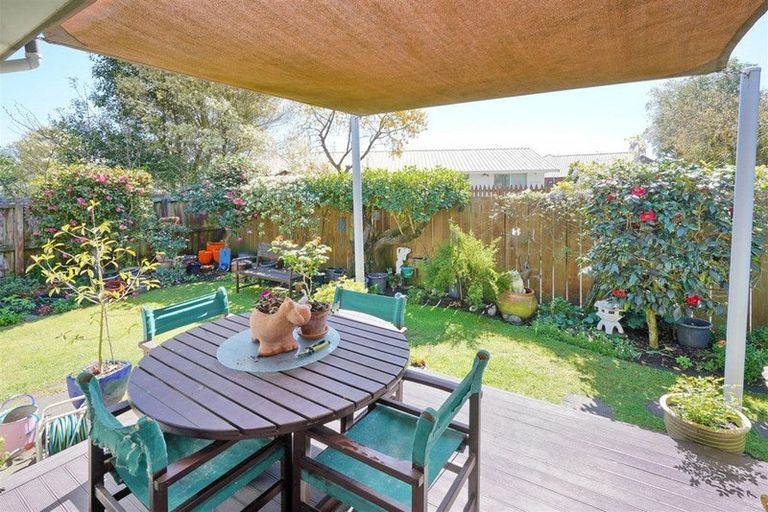 Photo of property in 1/59 Ashwood Street, Parklands, Christchurch, 8083