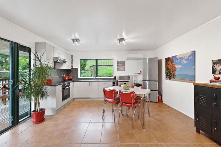 Photo of property in 2178 Kaipara Coast Highway, Makarau, Warkworth, 0984