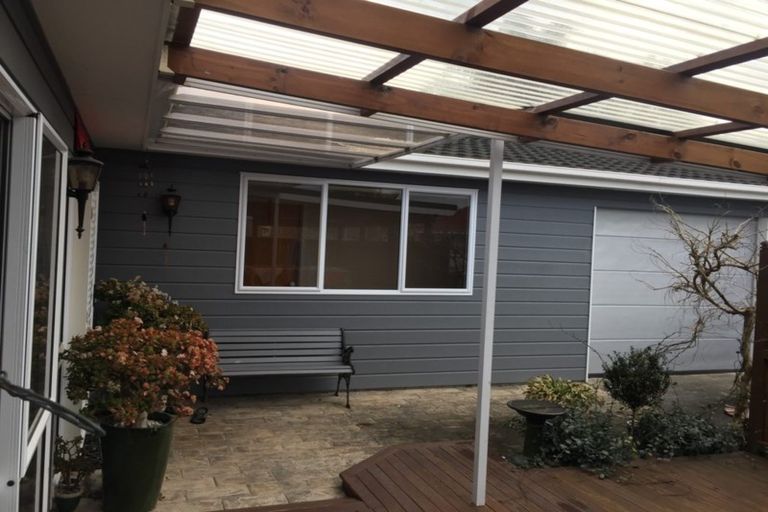 Photo of property in 2/71 Howe Street, Howick, Auckland, 2014