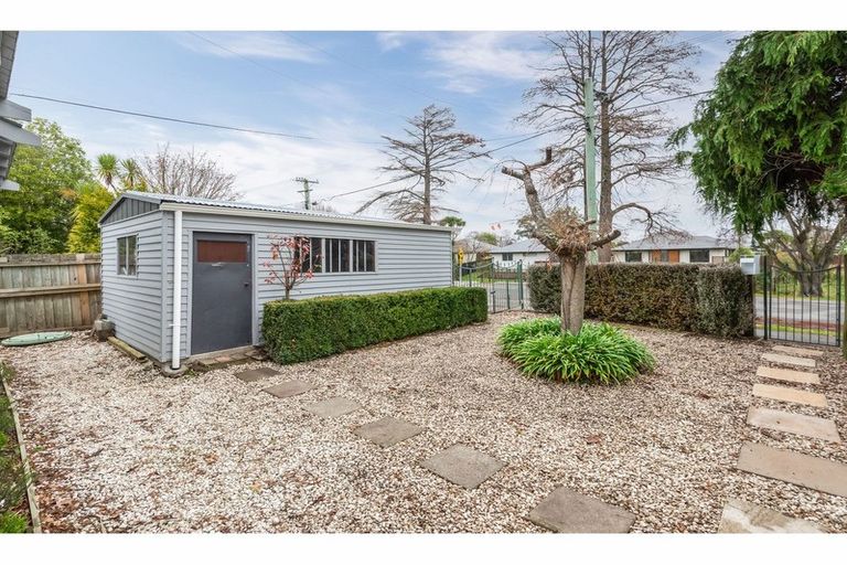 Photo of property in 128 Stapletons Road, Richmond, Christchurch, 8013