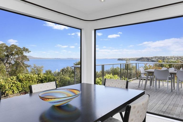 Photo of property in 6 Portal Place, Murrays Bay, Auckland, 0630