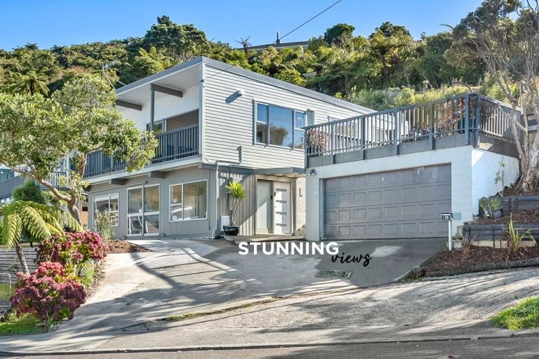 Photo of property in 73 Miromiro Road, Normandale, Lower Hutt, 5010