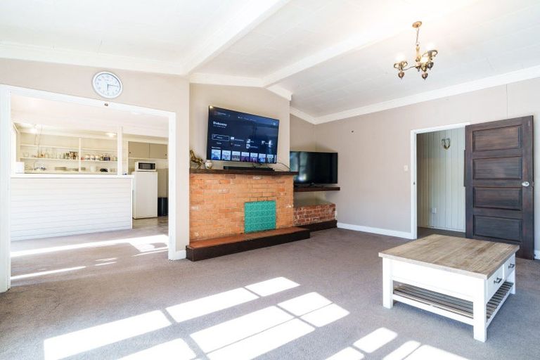 Photo of property in 1232 George King Memorial Drive, Hindon, Outram, 9074