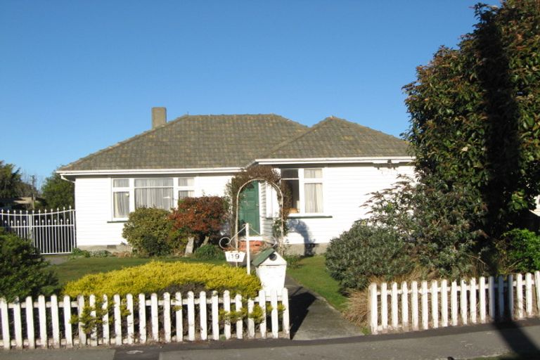 Photo of property in 19 Matangi Street, Hei Hei, Christchurch, 8042