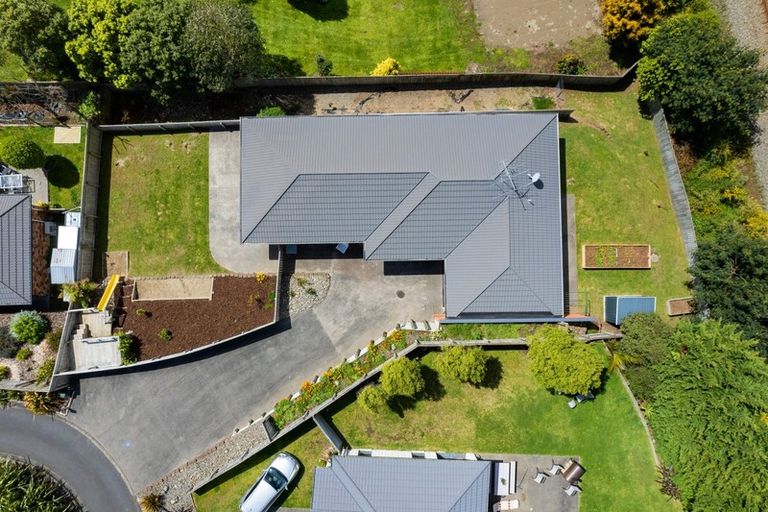 Photo of property in 7 Lambert Way, Paraparaumu, 5032