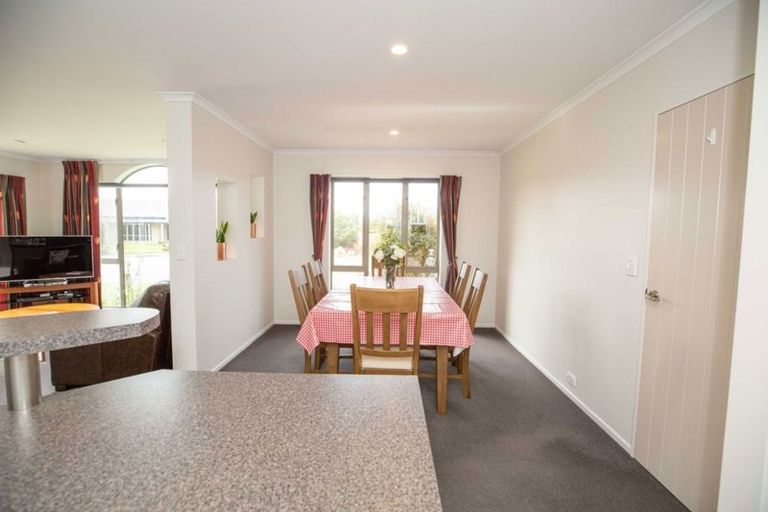 Photo of property in 37 Stallion Avenue, Halswell, Christchurch, 8025