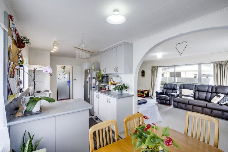 Photo of property in 13 Sutherland Street, Tamatea, Napier, 4112