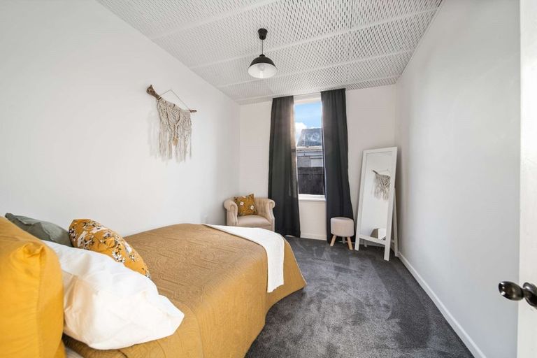 Photo of property in 64 Oxford Street, South Dunedin, Dunedin, 9012