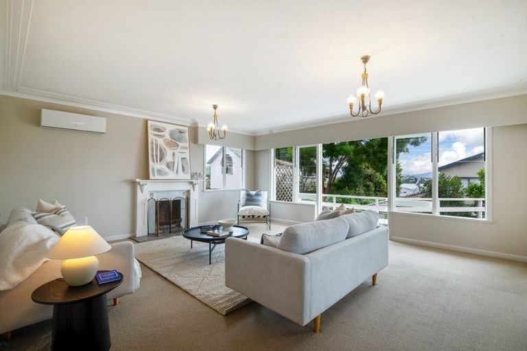 Photo of property in 1/95 Sylvan Avenue, Northcote, Auckland, 0627