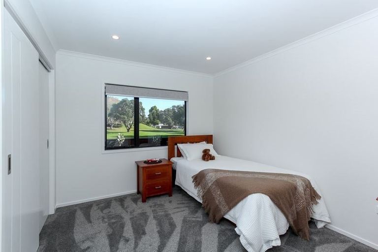 Photo of property in 6 Francis Douglas Drive, Westown, New Plymouth, 4310