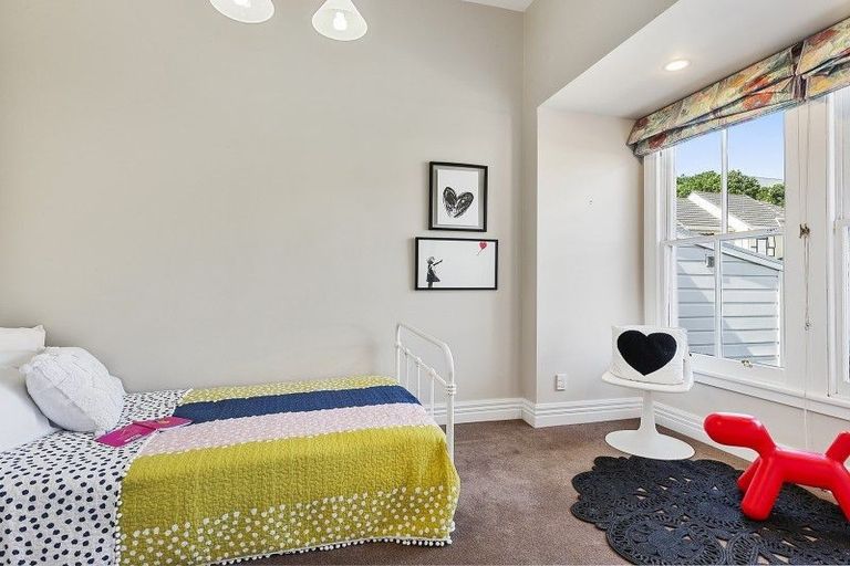 Photo of property in 48 Ellice Street, Mount Victoria, Wellington, 6011