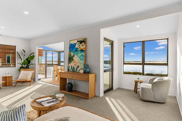 Photo of property in 43 Lincoln Street, Mangawhai Heads, Mangawhai, 0505