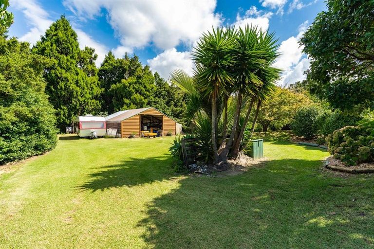 Photo of property in 168 Massey Road, Waipu, 0582