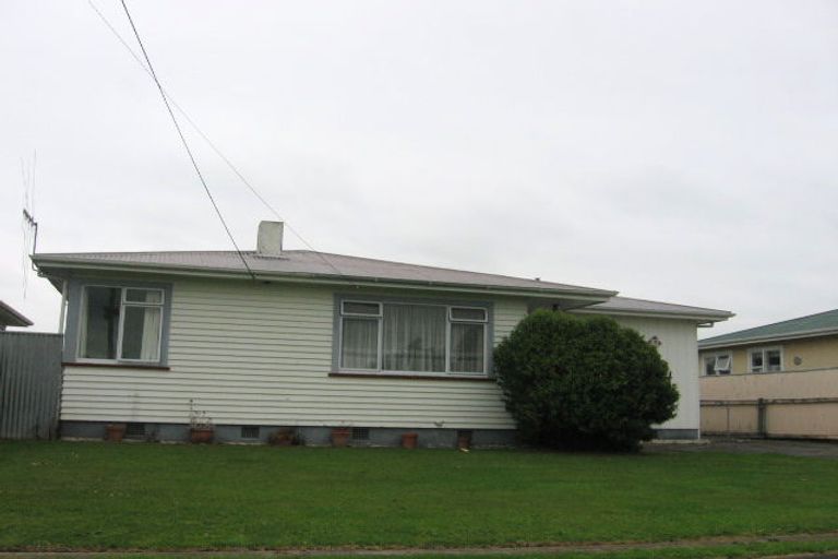 Photo of property in 32 Duff Crescent, Highbury, Palmerston North, 4412