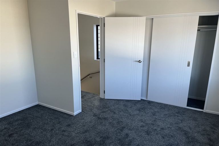 Photo of property in 13 Kaha Road, Takanini, 2110