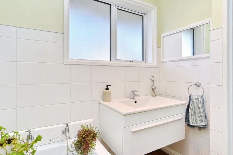 Photo of property in 53 Maces Road, Bromley, Christchurch, 8062