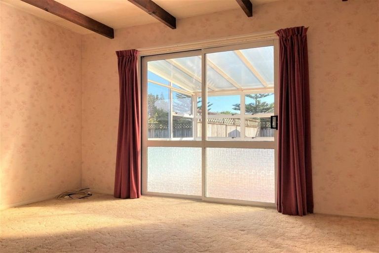 Photo of property in 89d Leslie Street, Waitara, 4320