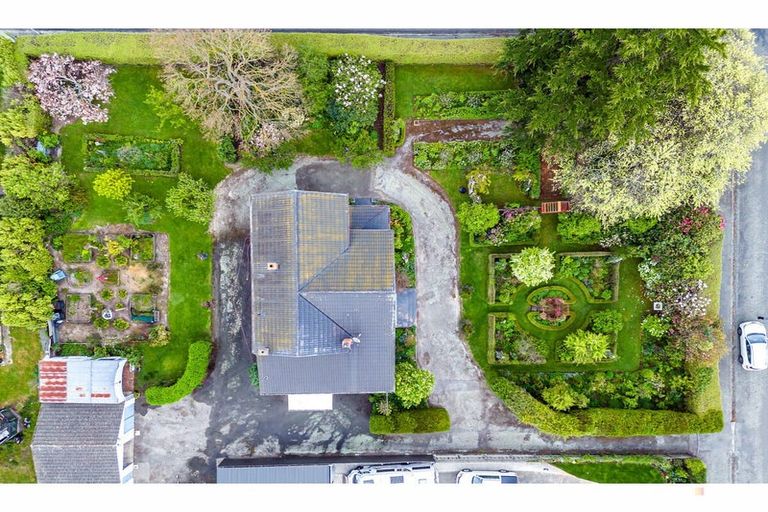 Photo of property in 165 High Street, Waimate, 7924