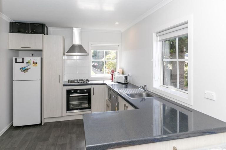 Photo of property in 9 Cameron Road, Hamilton East, Hamilton, 3216