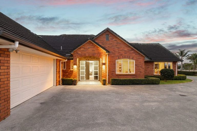 Photo of property in 123 Butcher Road, Pukekohe, 2120