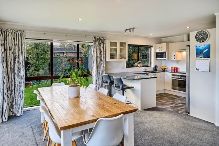 Photo of property in 23 Mcenroe Grove, Naenae, Lower Hutt, 5011