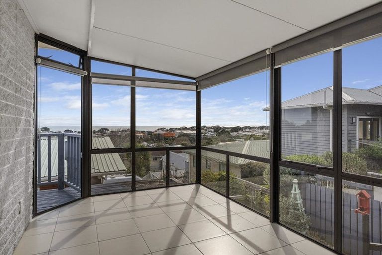 Photo of property in 75 Belt Road, New Plymouth, 4310