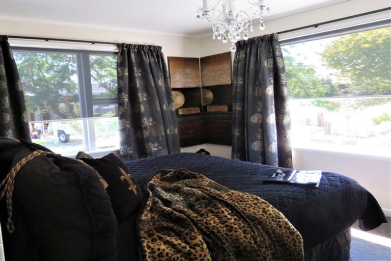 Photo of property in 57 Lyndhurst Street, Westport, 7825