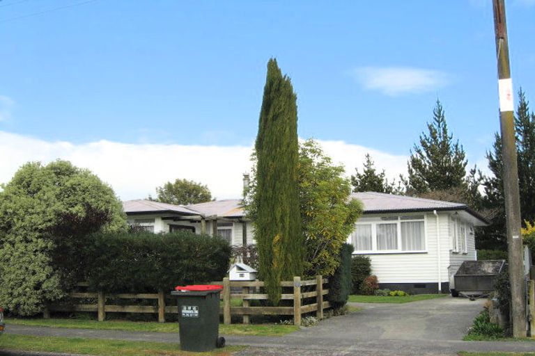 Photo of property in 44 Upham Street, Havelock North, 4130