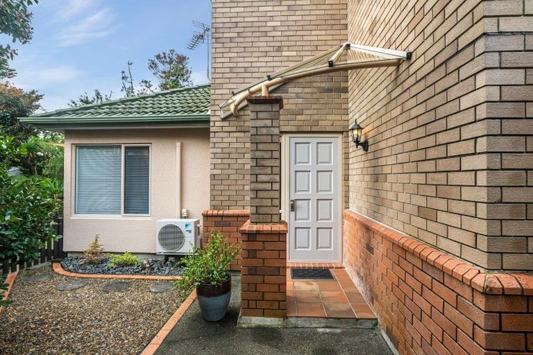 Photo of property in 30 Amherst Place, Albany, Auckland, 0632