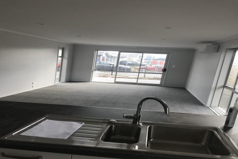 Photo of property in 17 Fontana Street, Papamoa, 3118