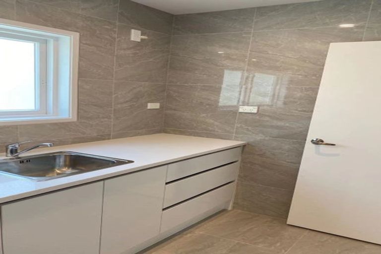 Photo of property in 123 Eban Avenue, Hillcrest, Auckland, 0627