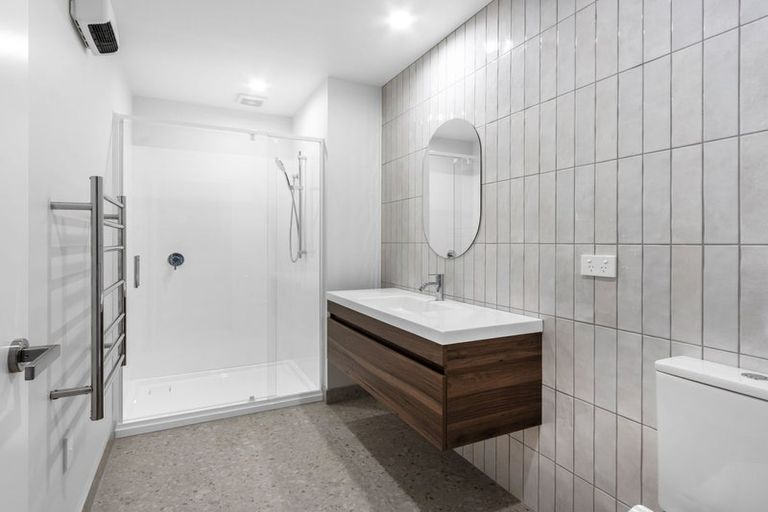 Photo of property in 4/71 Sullivan Avenue, Woolston, Christchurch, 8023