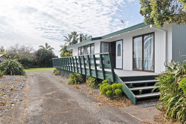 Photo of property in 16 Bayview Street, Te Puke, 3119