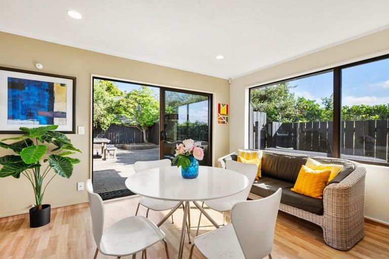 Photo of property in 75 Rangoon Street, Khandallah, Wellington, 6035