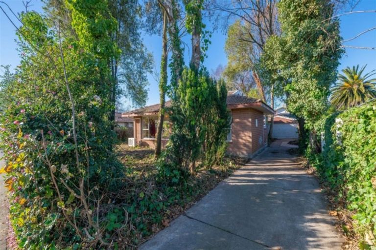 Photo of property in 106 Withells Road, Avonhead, Christchurch, 8042