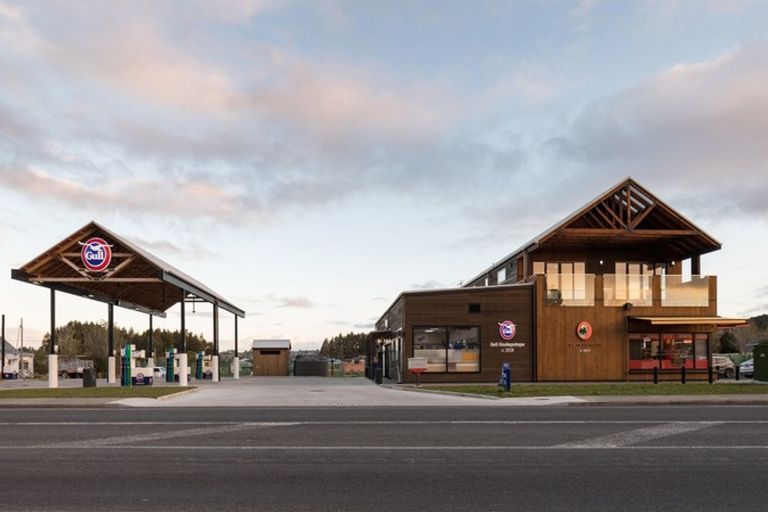 Photo of property in 33 Osbaldiston Lane, Kaukapakapa, 0873