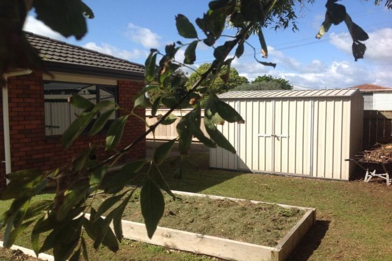 Photo of property in 109 Browne Street, Waitara, 4320